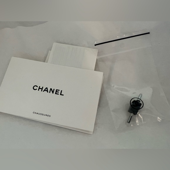 CHANEL Short Boot 19C Stretch Lambskin Leather Peep Toe Gold Cc Logo Ball Sz 40 - Picture 8 of 8